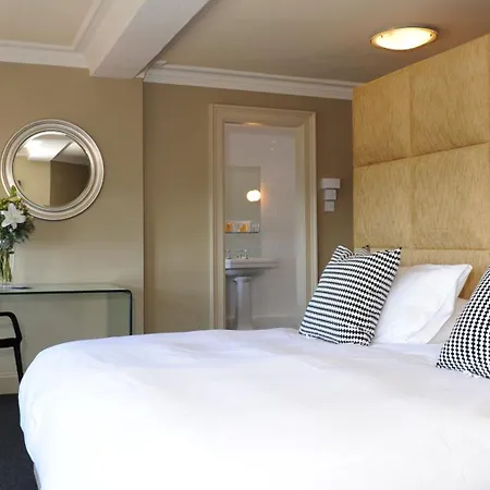 B+B Edinburgh 4* Edinburgh