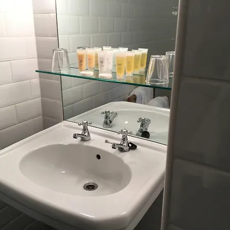 B+B Edinburgh 4* Edinburgh