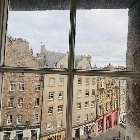 Diagon Alley Two Bed Victoria Street Grassmarket Lägenhet