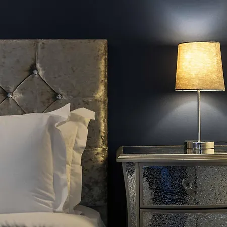 Hawkhill 1 Bedroom - *