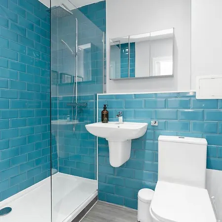 Leith's Bright Abode Apartment