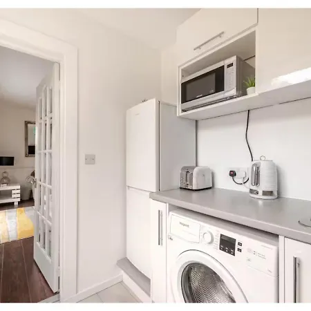 Appartement Elegant Flat In A Serene Neighbourhood