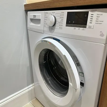 Apartament Centre Ground Floor 3 Bedroom Edynburg