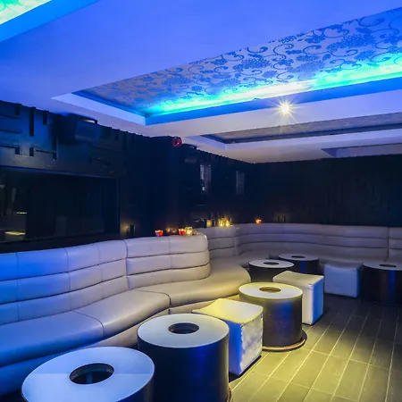 Le Monde Отель Эдинбург