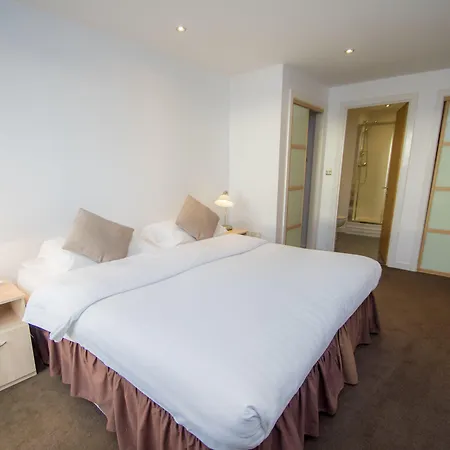 Ocean Serviced Edinburgh