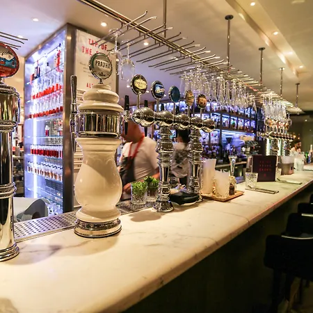 Отель Tigerlily Эдинбург