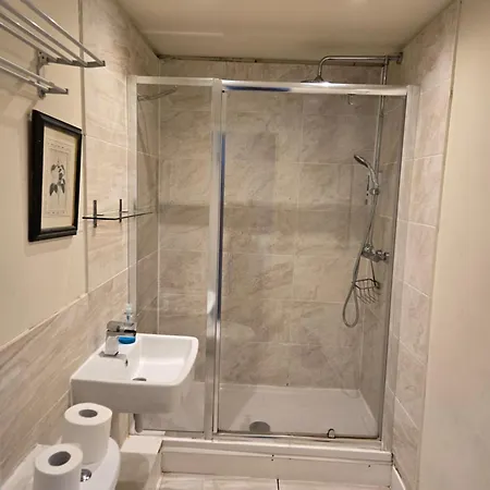 The Braveheart House * Edinburg