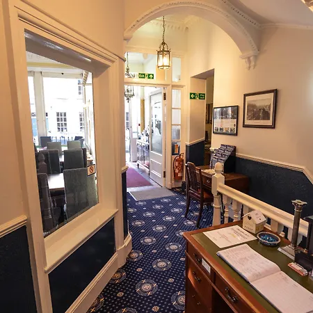 Regent House - Centre Edinburg