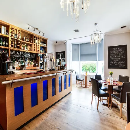 Victoria Park House אכסניה אדינבורו