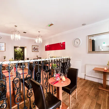 Victoria Park House אכסניה *