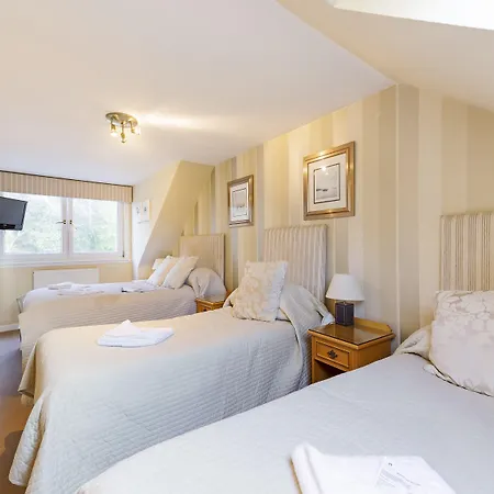 Arden Guest House, Craigmillar Castle אדינבורו