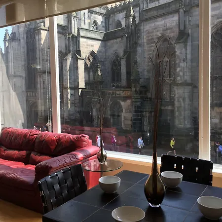 Burnets * エディンバラ