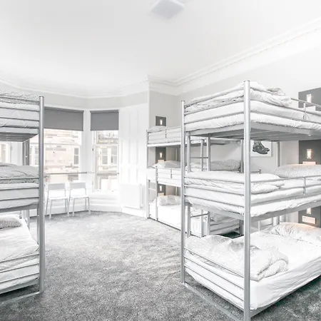 Revolver * Edimburgo