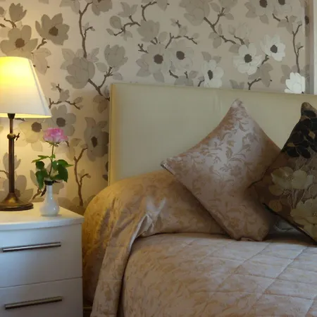 Sonas Guest house Edinburgh