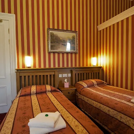 Cumberland Hotel Edinburgh