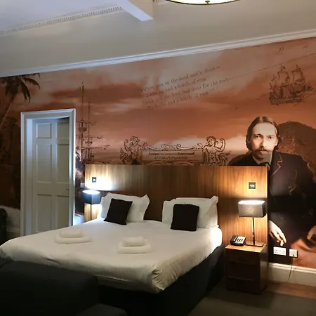 The Place 4* Edynburg