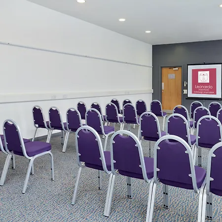 Отель Leonardo Haymarket