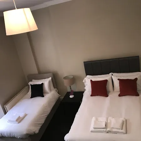 Konukevi Edinburgh Central Rooms 3*