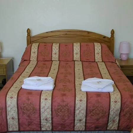 Menzies بيت ضيافة 3*