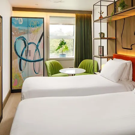 Ibis Styles St Andrew Square エディンバラ