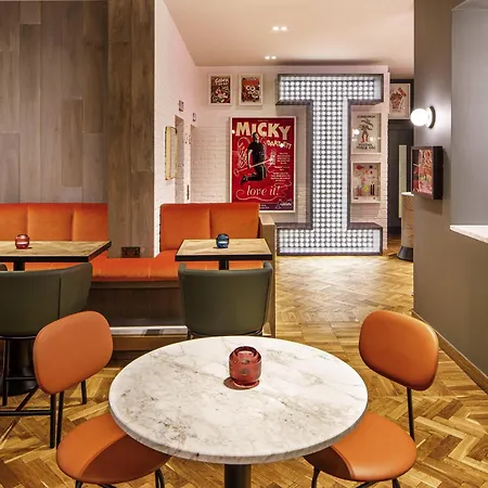 ホテル Ibis Styles St Andrew Square