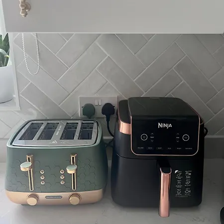 Centre House - 5 Bedrooms - Sleeps 9 - Parking Édimbourg