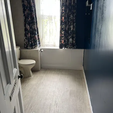 Eliza House 3*