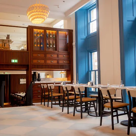 Old Town Chambers, Autograph Collection