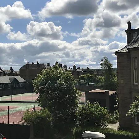 Dorstan House Guest house