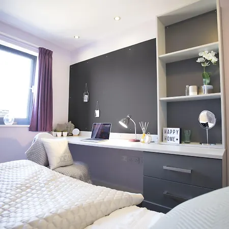 Beaverbank Place - Campus *