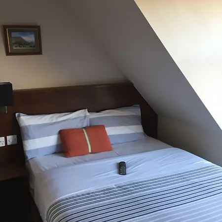 Cambridge House 3* Edimburgo