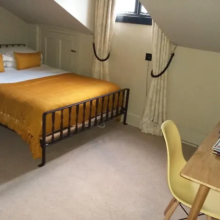 No11 Boutique & Brasserie Hotell