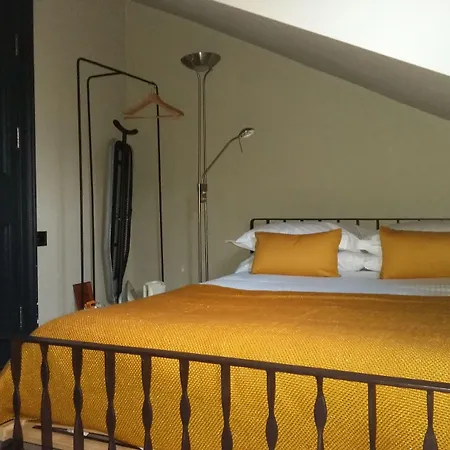 No11 Boutique & Brasserie Hotell Edinburg