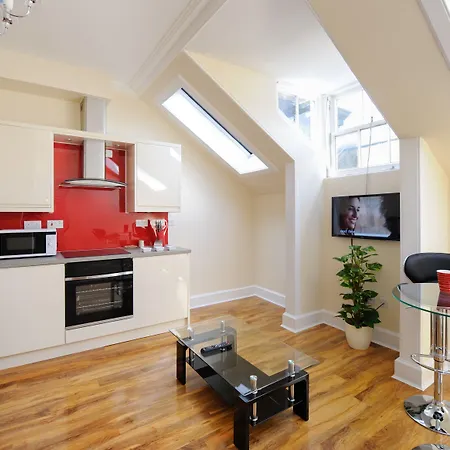 Lejlighedshotel Edinburgh City Suites 4*