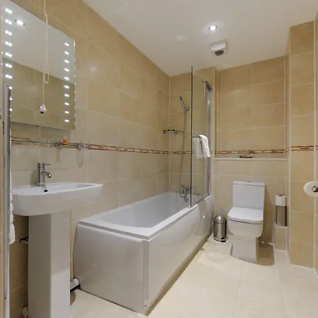 Lejlighedshotel Edinburgh City Suites 4*