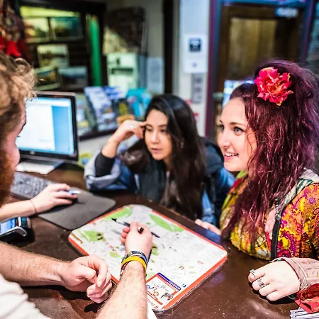 High Street - Over 18s Only, Backpackers Atmosphere (adults Only) *