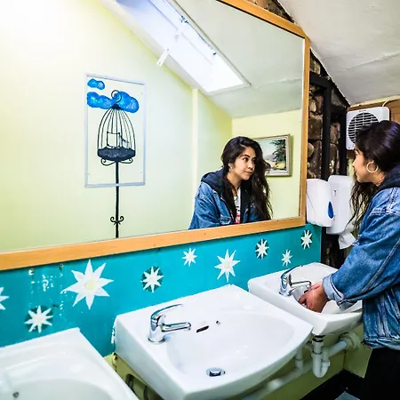 High Street - Over 18s Only, Backpackers Atmosphere (adults Only) Hostel