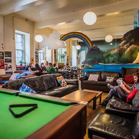 High Street - Over 18s Only, Backpackers Atmosphere (adults Only) Edinburgh