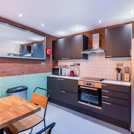 Hostel Code - The Loft, *