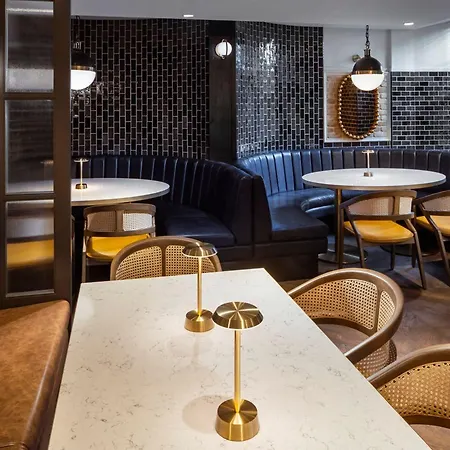 Otel Courtyard By Marriott Edinburgh