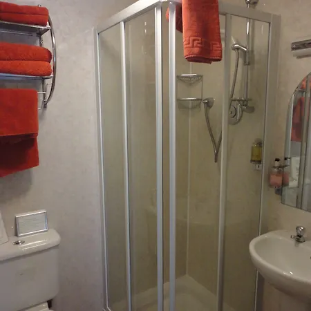Pillars House Hotel