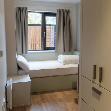 Destiny Student - Burnet Point *