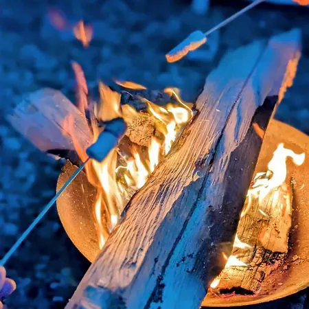 Newly Refurbished 3 Bed House With 2-sided Wood Burner And Garden In * Эдинбург