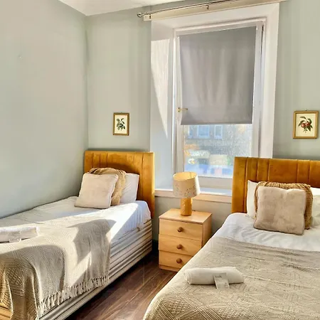 Marvellous Meadows 1 *