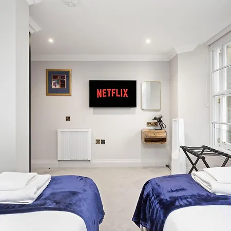 Prime Luxury * Edinburgh