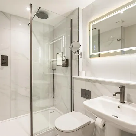 Centre Luxury For 2 דירה *