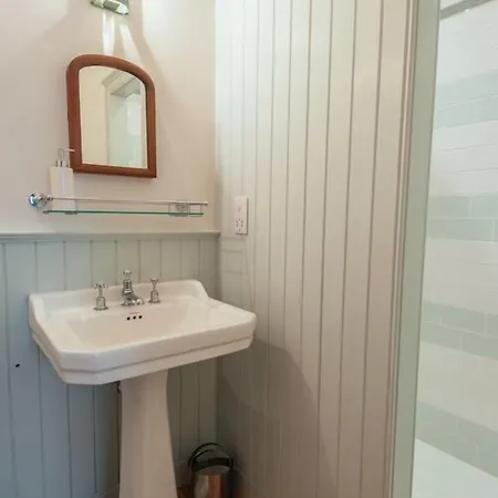 羔羊之家度假屋 *