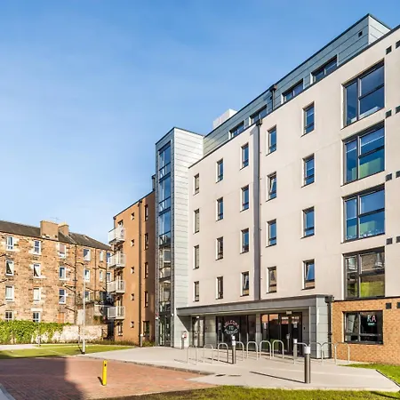 데스티니 스튜던트 - 무라노 아파트