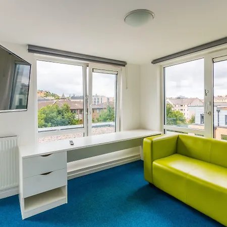 데스티니 스튜던트 - 무라노 * 에든버러