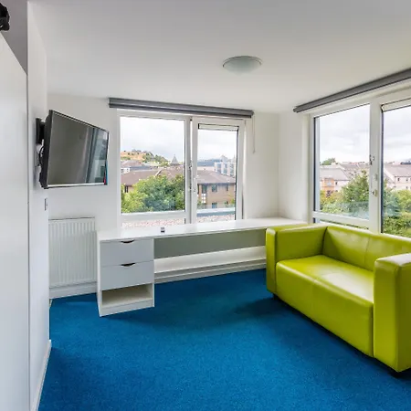 데스티니 스튜던트 - 무라노 아파트 *